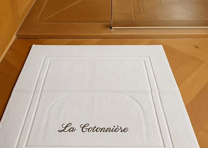 La Cotonniere Downtown *